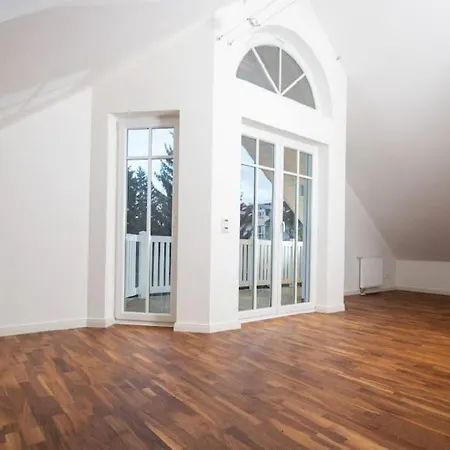 Phantastisches Haus Mit Pool Direkt In * München